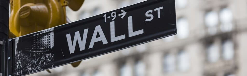 The impact of female entrepreneurship on the economy image - street sign post on wall street